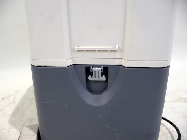 Vuilnisbak met zuigssteem - afbeelding 6 van  6