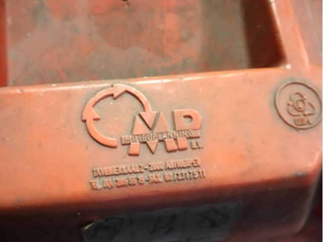 Vuilnisbak - afbeelding 3 van  4