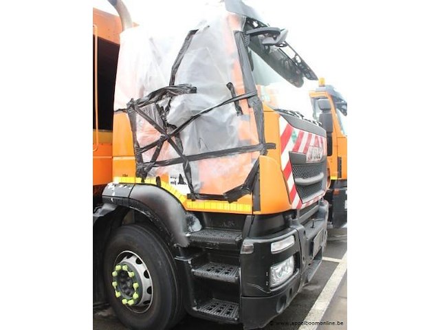 Vuilnisvrachtwagen iveco ad260sy, geaccidenteerd, datum 1ste inschrijving 24/8/2015, chassisnummer wje2nnh60c309680, km-stand laatste keuring 136.229, euro vi - afbeelding 3 van  9