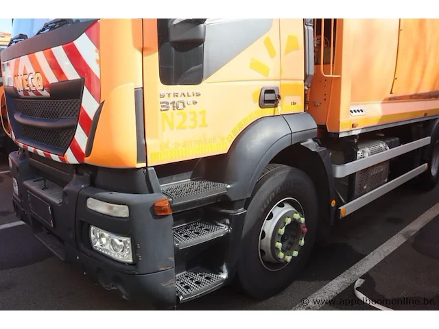 Vuilnisvrachtwagen iveco stralis pusher 4000, datum 1ste inschr 29/10/2014, chassis nr wjme2nnhc60c29556, diesel, euro vi, km-stand laatste keuring 115626, ttm 27000kg, schade rondom - afbeelding 12 van  22