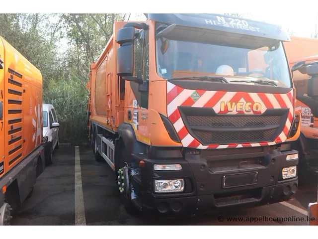Vuilnisvrachtwagen iveco stralis pusher 4000, datum 1ste inschr 8/11/2015, chassis nr wjme2nnhc60c295690, diesel, euro vi, km-stand laatste keuring 105,528, ttm 27000kg, schade rondom - afbeelding 1 van  17