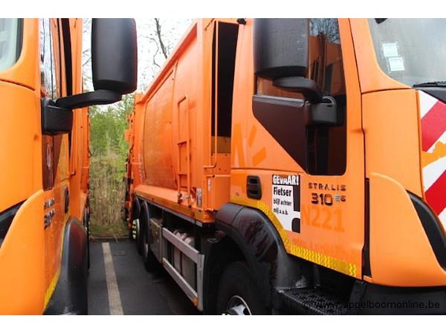 Vuilniswagen iveco ad260sy, datum 1ste inschrijving 12/11/2014, chassisnummer wjme2nnh60c295564, km stand laatste ieuring 110.591, euro eev - afbeelding 11 van  16