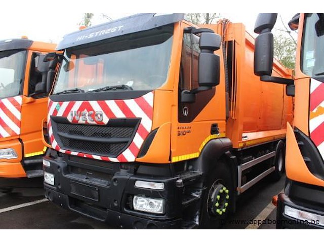 Vuilniswagen iveco ad260sy, datum 1ste inschrijving 20/1/2014, chassisnummer wjme2nnh40c277573, euro eev, km-stand laatste euring 147.533 - afbeelding 1 van  14