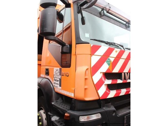 Vuilniswagen iveco stralis, datum 1ste inschrijving 11/9/2012, chassisnummer wjme2nnh40c250840, diesel, km-stand laatste keuring 134.620, euro v - afbeelding 4 van  9