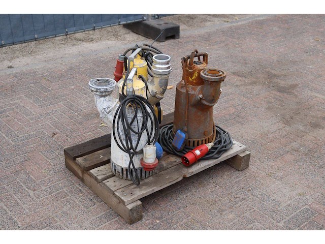 Vuilwaterpomp atlas-copco elektrisch - afbeelding 1 van  1