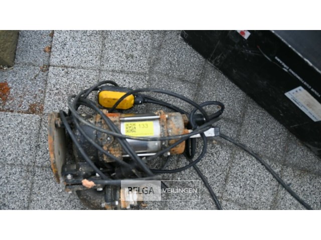 Vuilwaterpomp met flexibel - afbeelding 1 van  3
