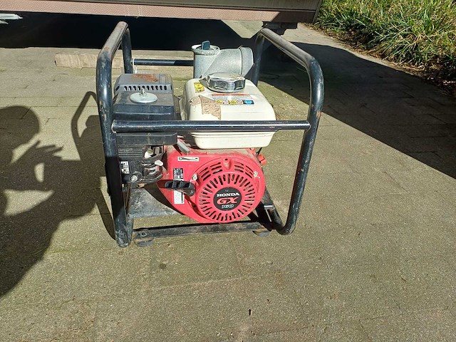 Vuilwaterpomp met honda motor - afbeelding 2 van  6