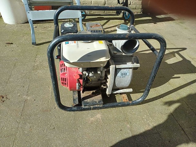 Vuilwaterpomp met honda motor - afbeelding 5 van  6