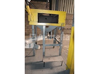 Vulhopper - afbeelding 5 van  5