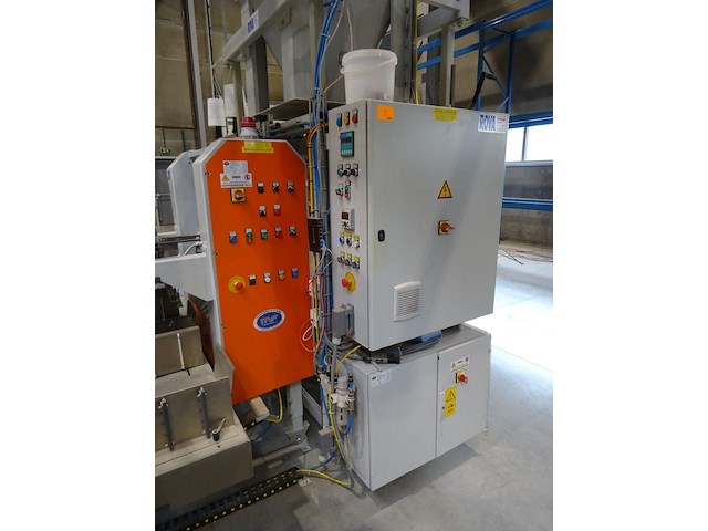 Vulmachine/naailijn mf tecno - afbeelding 25 van  25