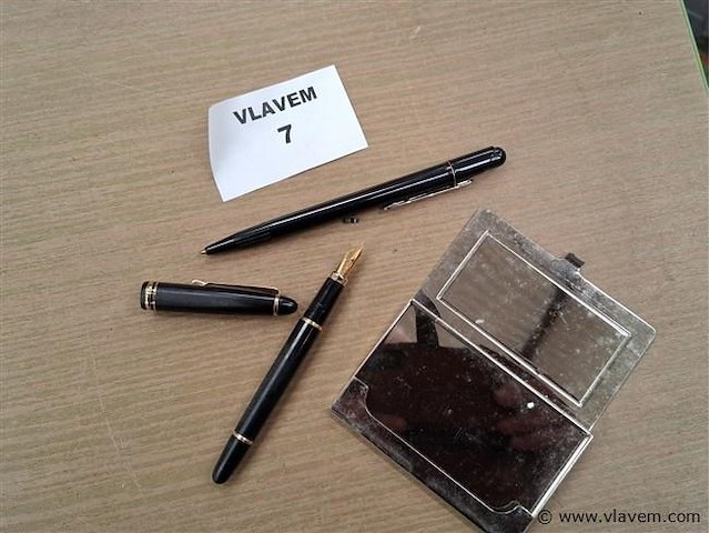 Vulpen - afbeelding 1 van  2