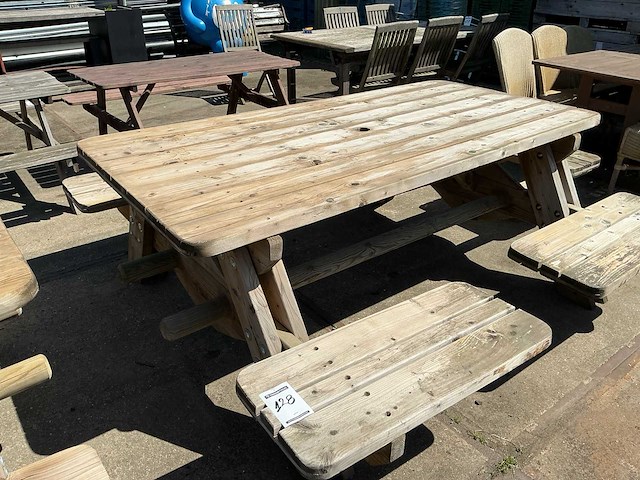 Vurenhout picknicktafel - afbeelding 1 van  2