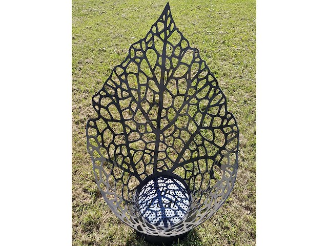 Vuurkorf kortenstaal - the leaf - afbeelding 6 van  6