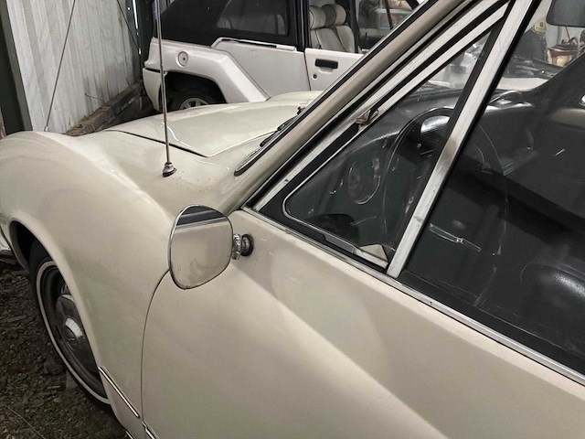 Vw - karman ghia - oldtimer - afbeelding 4 van  45
