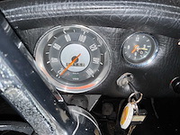 Vw - karman ghia - oldtimer - afbeelding 8 van  45