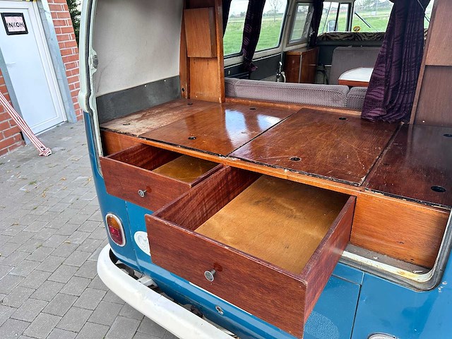 Vw - t1 camper - oldtimer - afbeelding 36 van  77