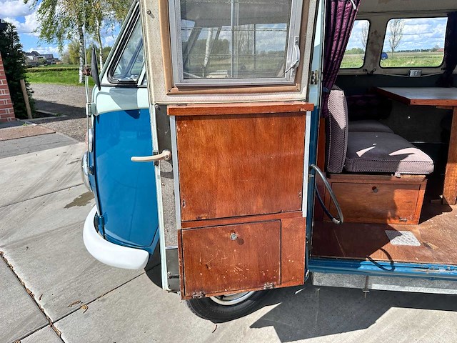 Vw - t1 camper - oldtimer - afbeelding 57 van  77