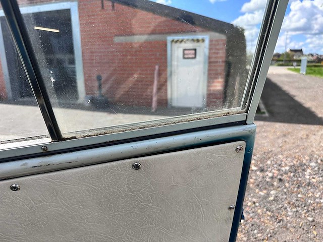 Vw - t1 camper - oldtimer - afbeelding 63 van  77