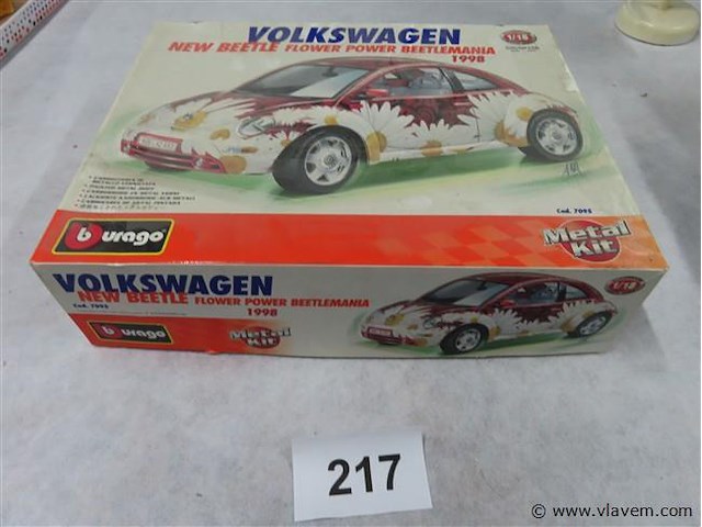Vw beetle 1:18 burago - afbeelding 1 van  3