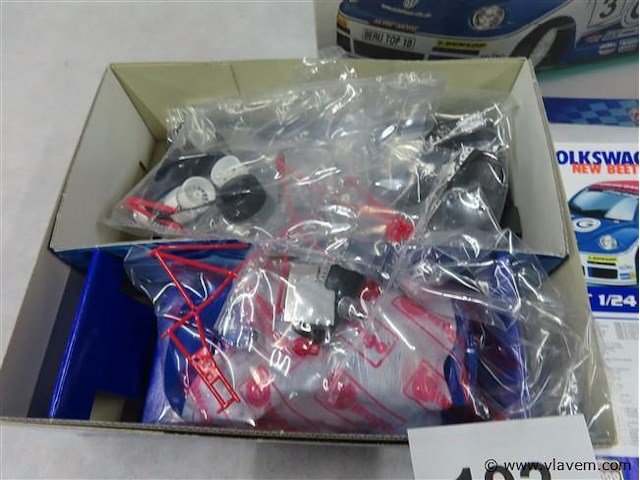 Vw beetle 1:24 burago - afbeelding 3 van  3