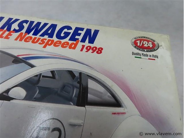 Vw beetle 1:24 burago - afbeelding 2 van  3