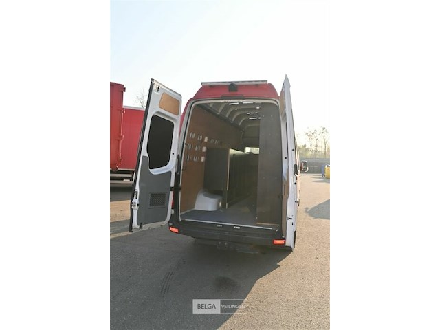Vw crafter vrachtwagen - afbeelding 22 van  27