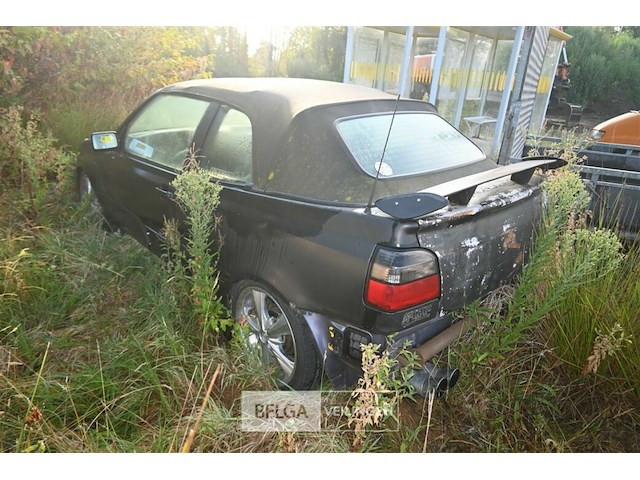 Vw golf cabrio, enkel voor vergunninghouders en erkende centra voor verschrotting - afbeelding 5 van  9