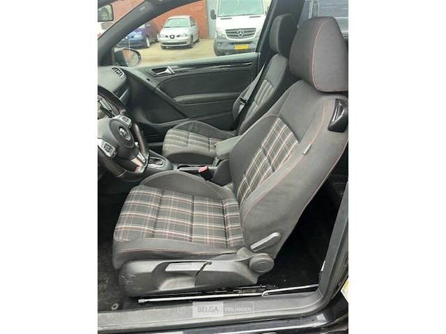 Vw golf gti - afbeelding 12 van  18