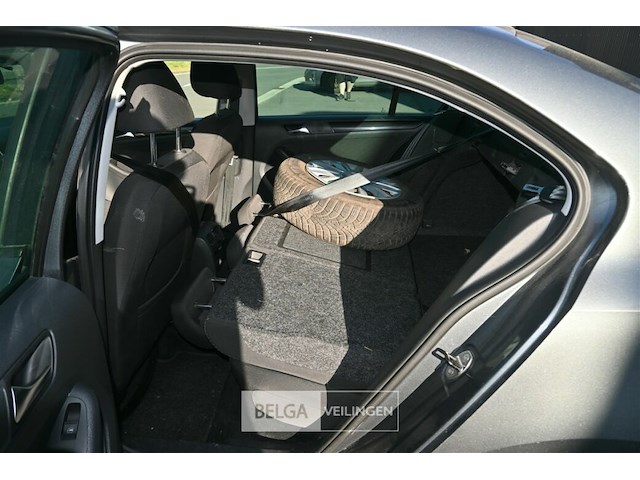 Vw jetta - afbeelding 23 van  26