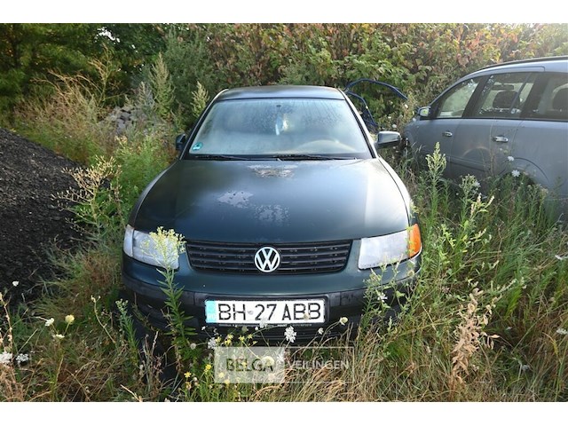 Vw passat, enkel voor vergunninghouders en erkende centra voor verschrotting - afbeelding 2 van  7