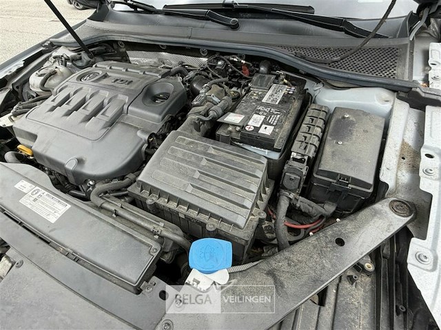 Vw passat - afbeelding 2 van  33