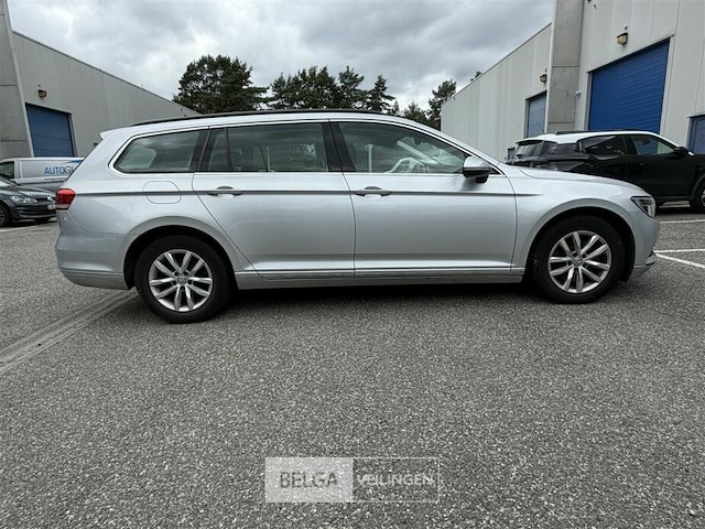 Vw passat - afbeelding 22 van  33