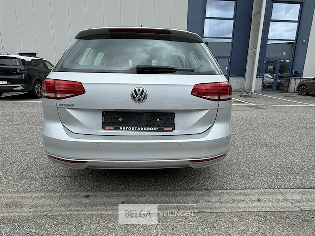 Vw passat - afbeelding 25 van  33