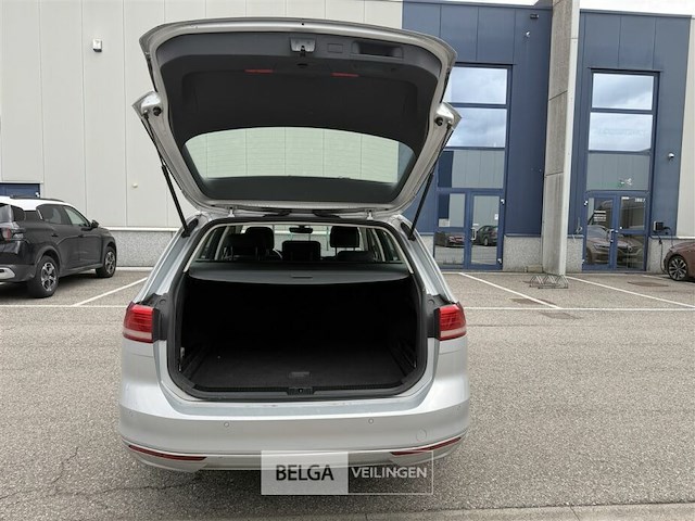 Vw passat - afbeelding 27 van  33