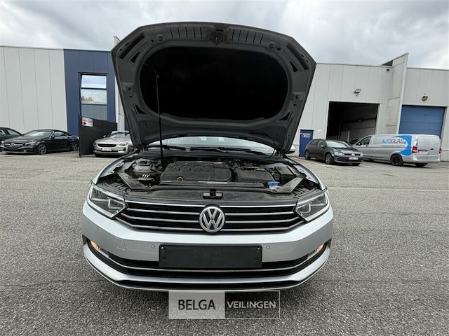 Vw passat - afbeelding 30 van  33