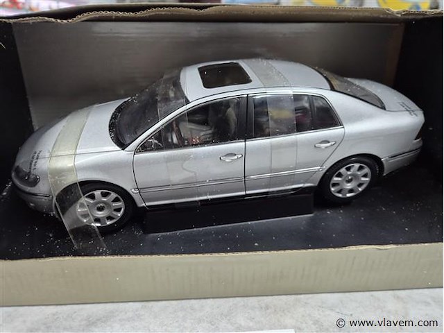 Vw phaeton - afbeelding 2 van  3