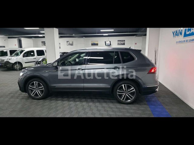 Vw tiguan allspace * 4motion * elegance * 7 zitplaatsen * 2,0 tdi - 200 pk. - dsg * 2022 - afbeelding 40 van  44