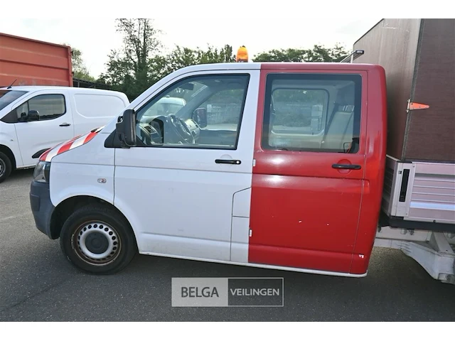 Vw transporter lichte vrachtwagen - afbeelding 21 van  26