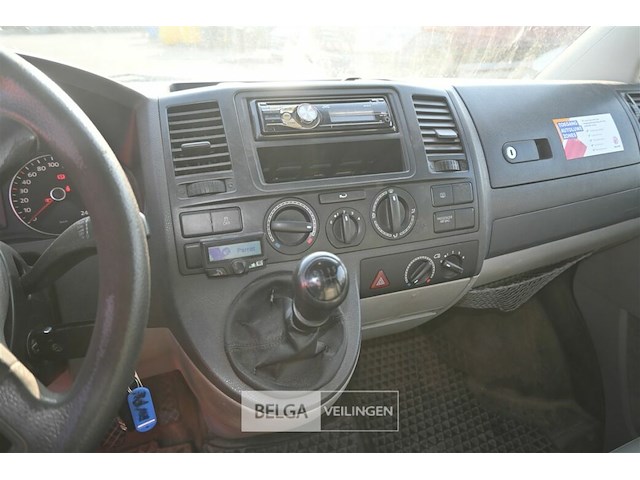 Vw transporter lichte vrachtwagen - afbeelding 25 van  25