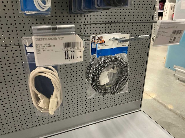 Vynckier/profile/legrand partij fittings, armaturen, stekkers en koppelstekkers - afbeelding 7 van  15