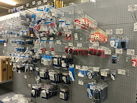 Vynckier/profile/legrand partij fittings, armaturen, stekkers en koppelstekkers - afbeelding 1 van  15
