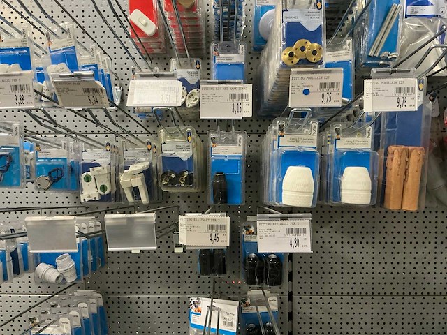 Vynckier/profile/legrand partij fittings, armaturen, stekkers en koppelstekkers - afbeelding 10 van  15
