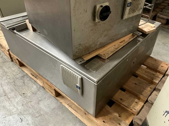 W-p-i diverse rvs schakelkast (2x) - afbeelding 4 van  5