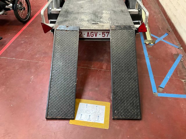 W winterhof aanhangwagen - afbeelding 7 van  11