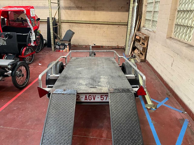 W winterhof aanhangwagen - afbeelding 8 van  11