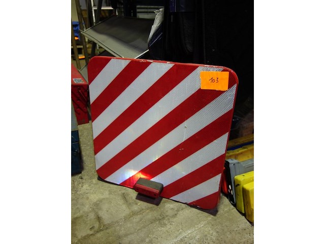 Waarschuwingsbord voor uitstekende lading - afbeelding 1 van  1