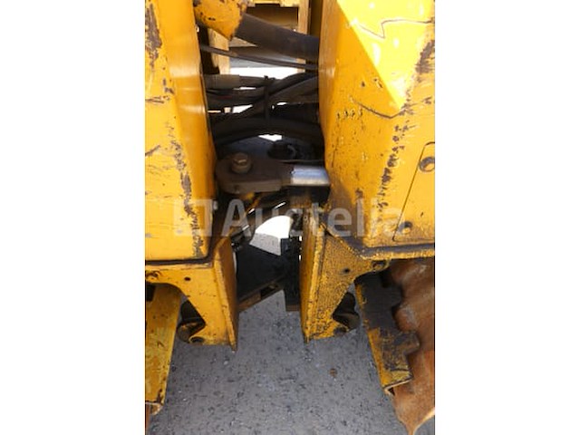 Wacker bodemverdichter - afbeelding 13 van  18