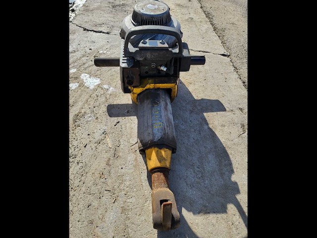 Wacker neuson bh 23 ongeteste thermische sloophamer - afbeelding 4 van  8