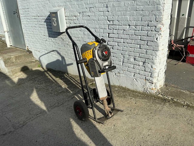 Wacker neuson bh65 32x160 benzine breekhamer - afbeelding 1 van  6