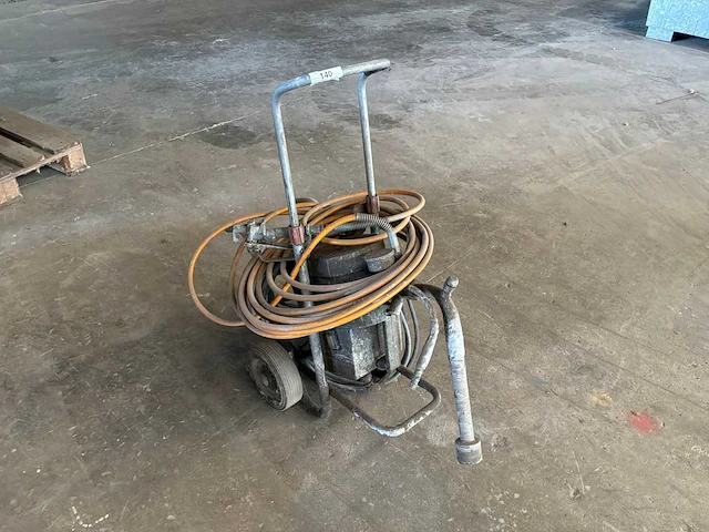 Wagner airless verfmachine - afbeelding 2 van  3